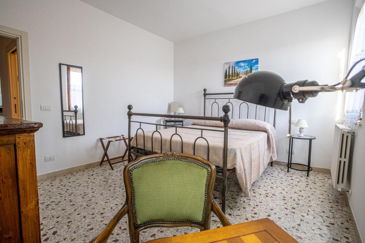 L' Antica Oliviera D'Orcia Apartamento San Quirico dʼOrcia Exterior foto